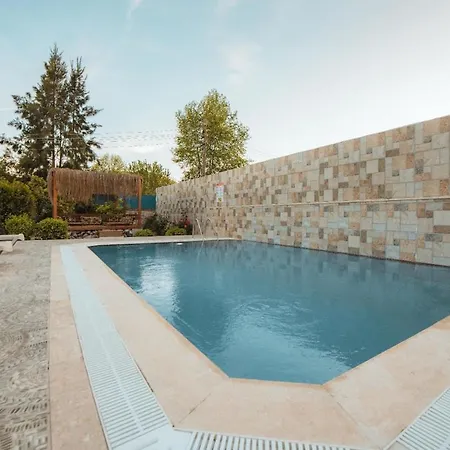 Apartment Fethiye-kaya Koey'de 6 Kisilik Devina Keciler