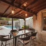 Apartamento Fethiye-kaya Koey'de 6 Kisilik Devina *