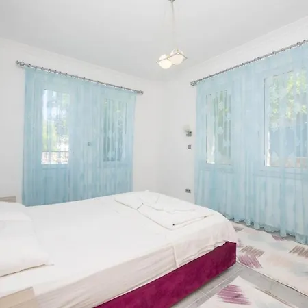 Apartment Fethiye-kaya Koey'de 6 Kisilik Devina Keciler
