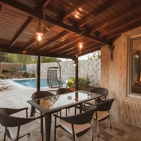 Apartment Fethiye-kaya Koey'de 6 Kisilik Devina *